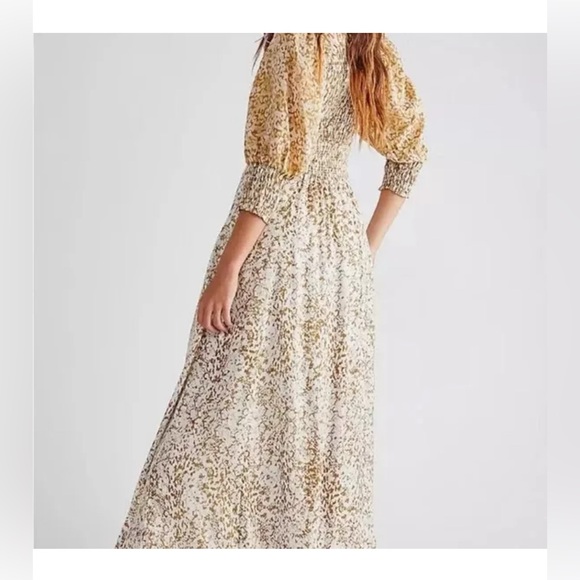 Free people string of hearts printed maxi dress. Size XS - Picture 4 of 15